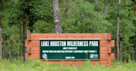 Lake Houston Wilderness Park - Entra...